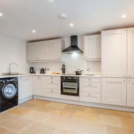 2 Bed In Oc-m30355