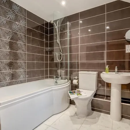 2 Bed In Oc-m30355 Crakehall